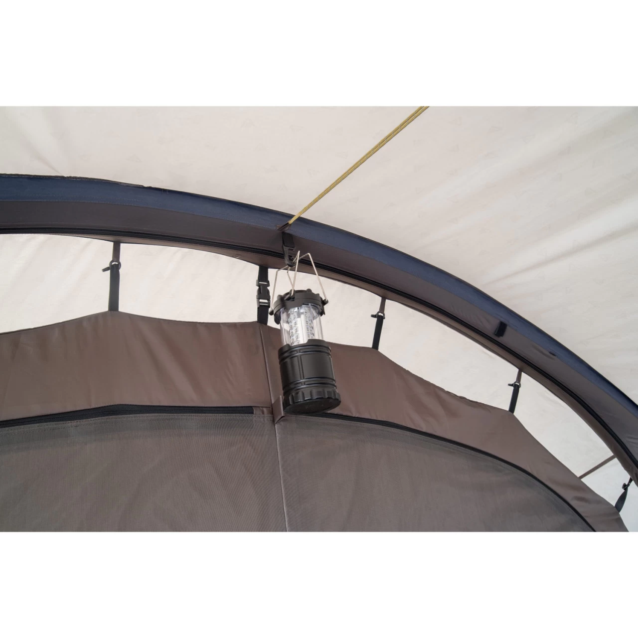 Tambu Husir Familienzelt 15 Tambu Husir Familienzelt – Bild 13