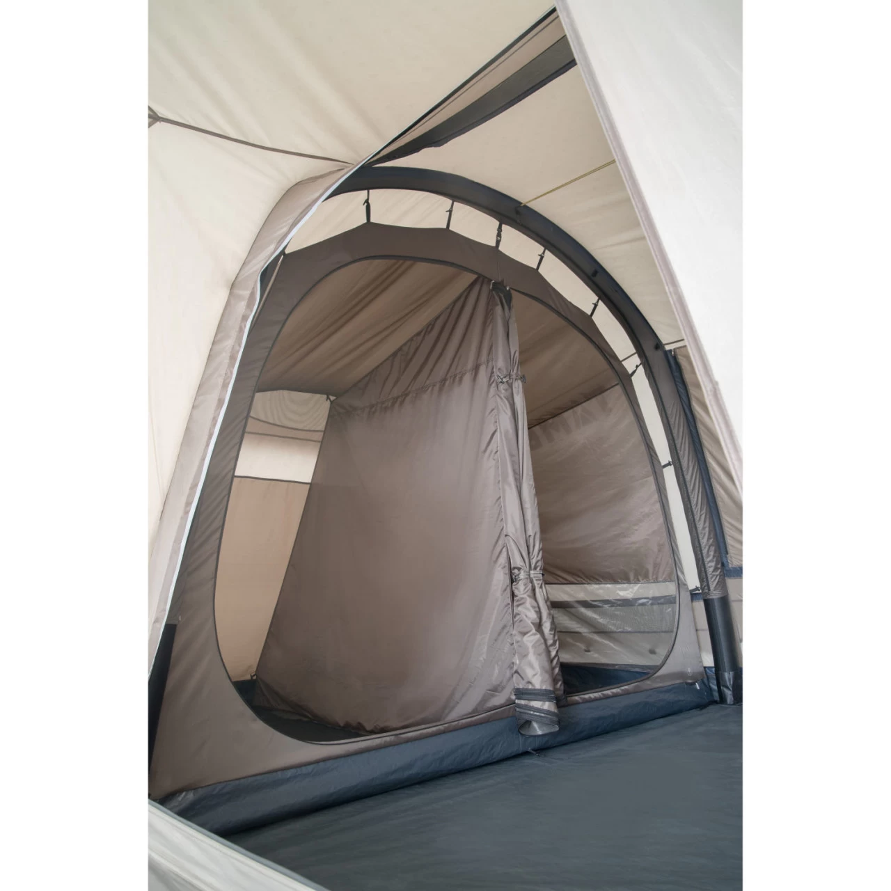 Tambu Husir Familienzelt 18 Tambu Husir Familienzelt – Bild 16