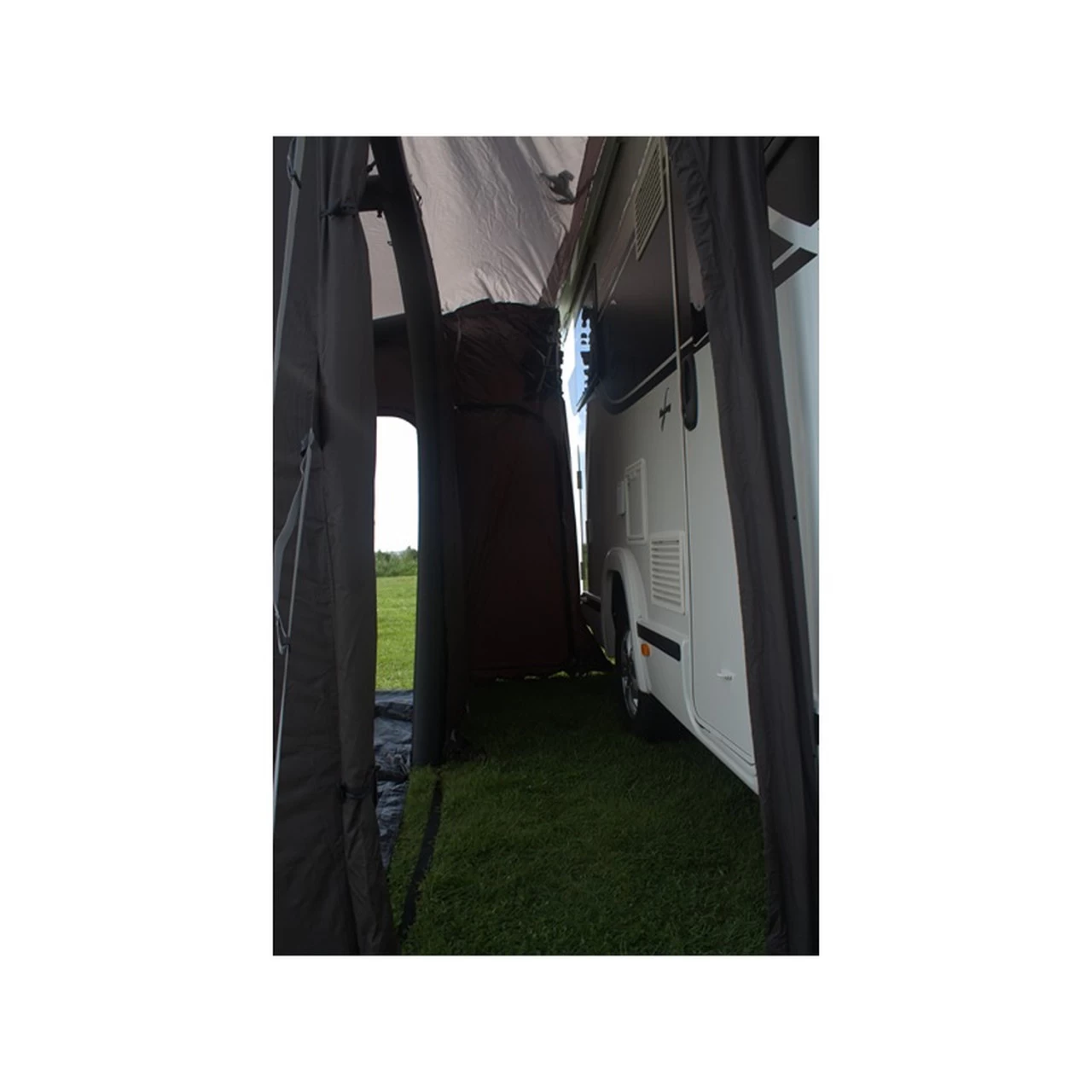 Telta Pure Drive-Away 330 Wohnmobilvorzelt 12 Telta Pure Drive-Away 330 Wohnmobilvorzelt – Bild 10